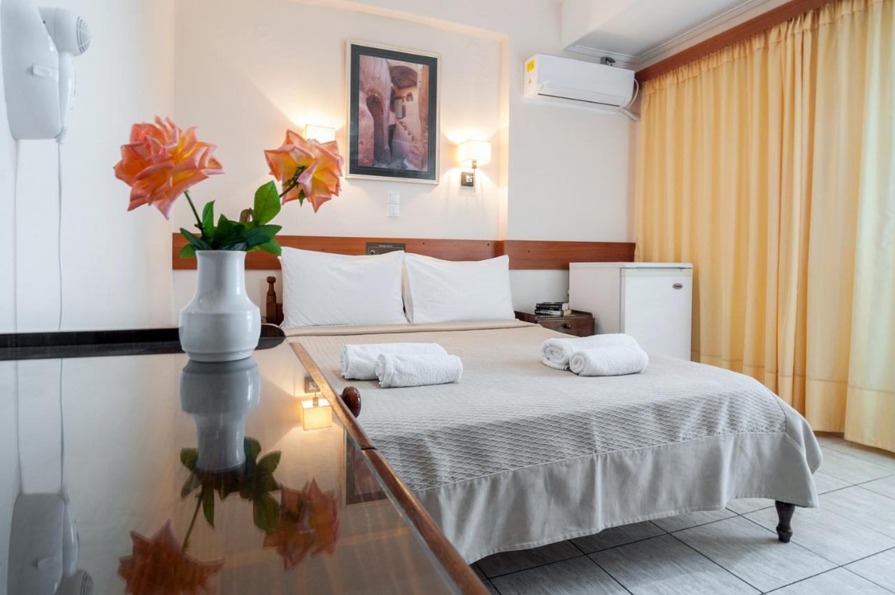 Hotel Santorini